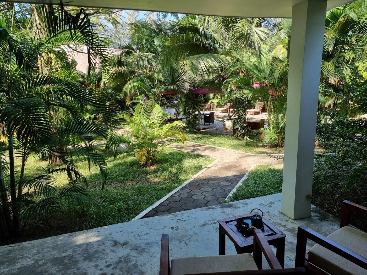 Sahaa Beach Resort Sihanoukville Bagian luar foto
