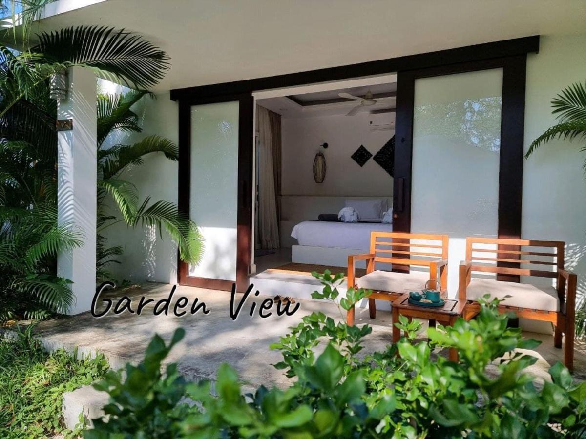 Sahaa Beach Resort Sihanoukville Bagian luar foto